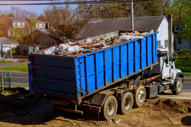 Best Estate Cleanout Services  in Hiawatha, KS